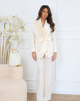 Tailleur piume collo crema