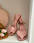 Sandalo in pelle rosa