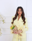 Tailleur piume gialli