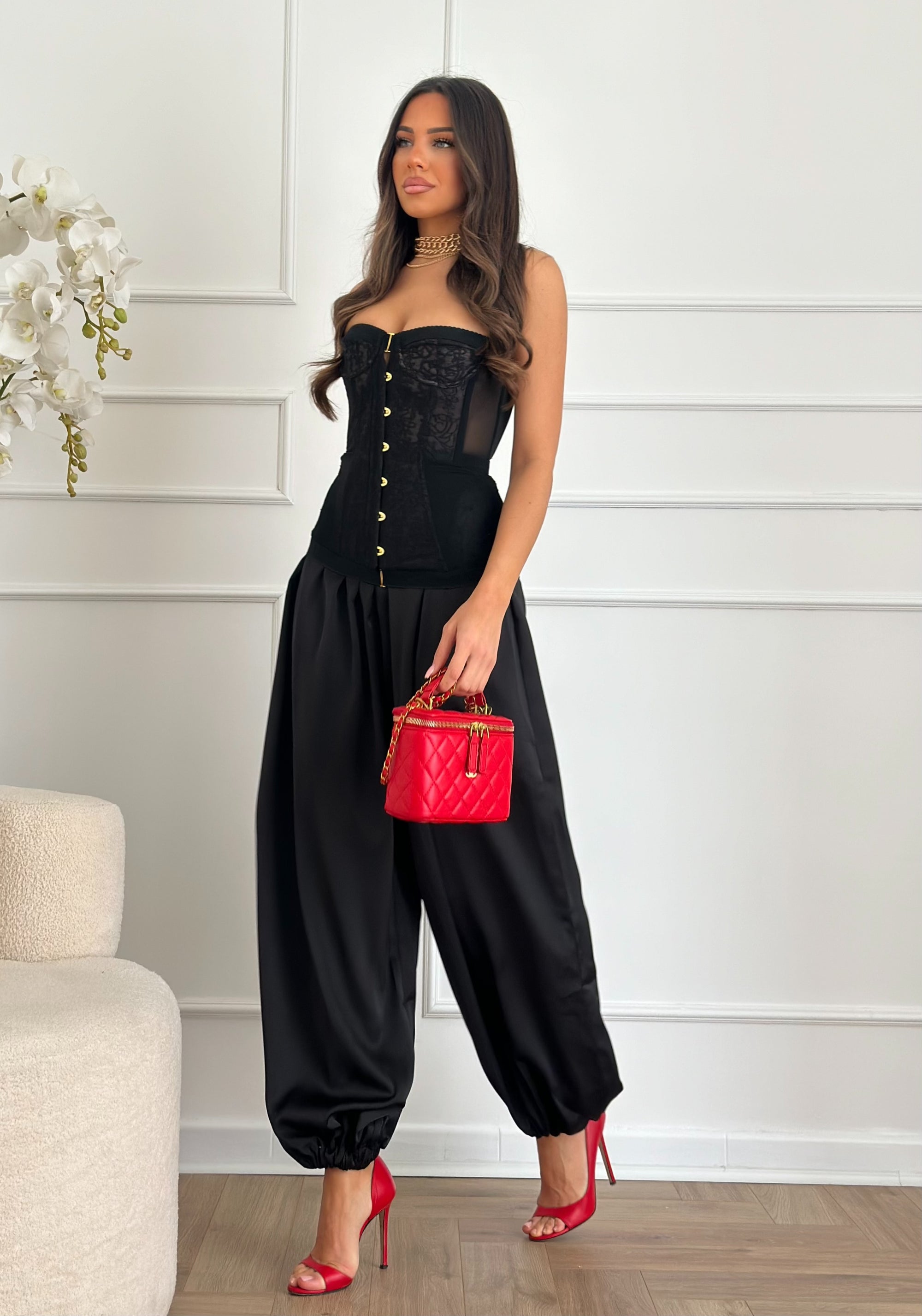 Bustino in pizzo nero