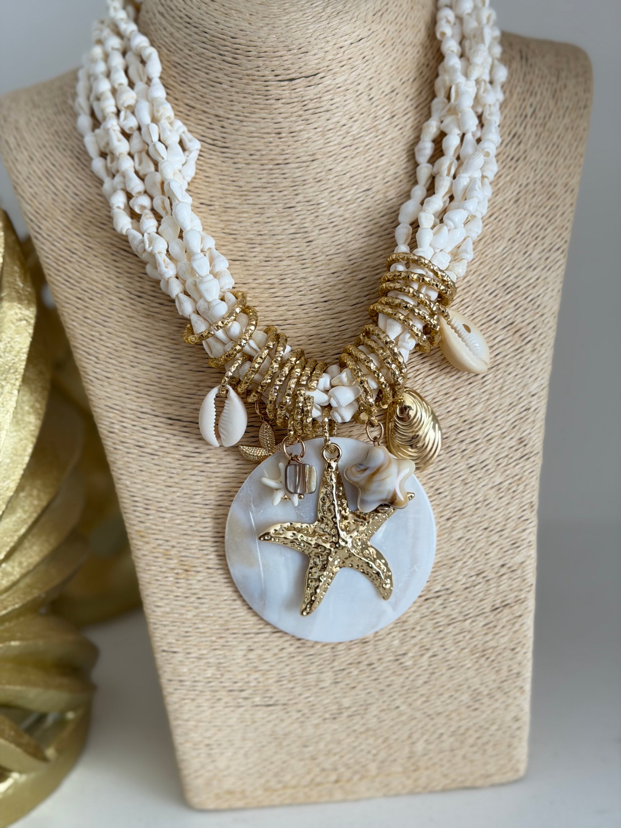Collana madreperla bianca