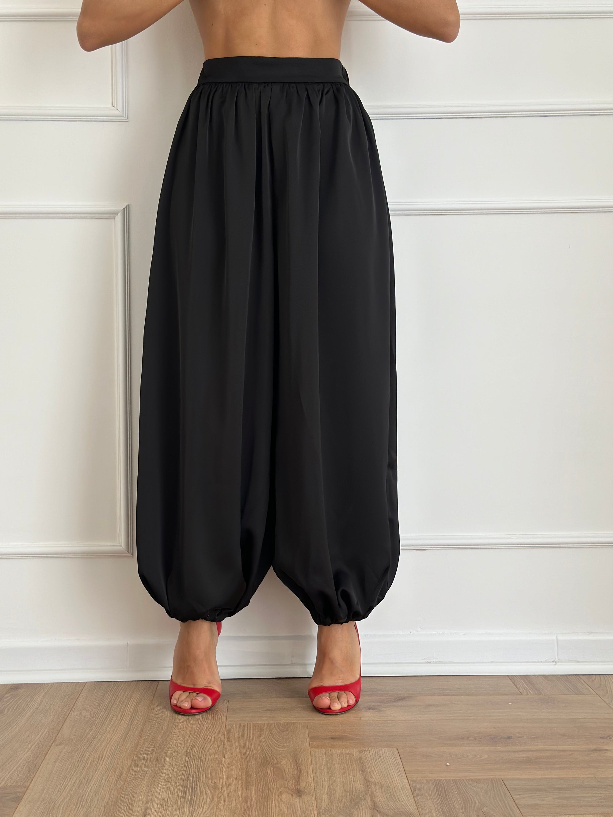 Pantalone in raso nero