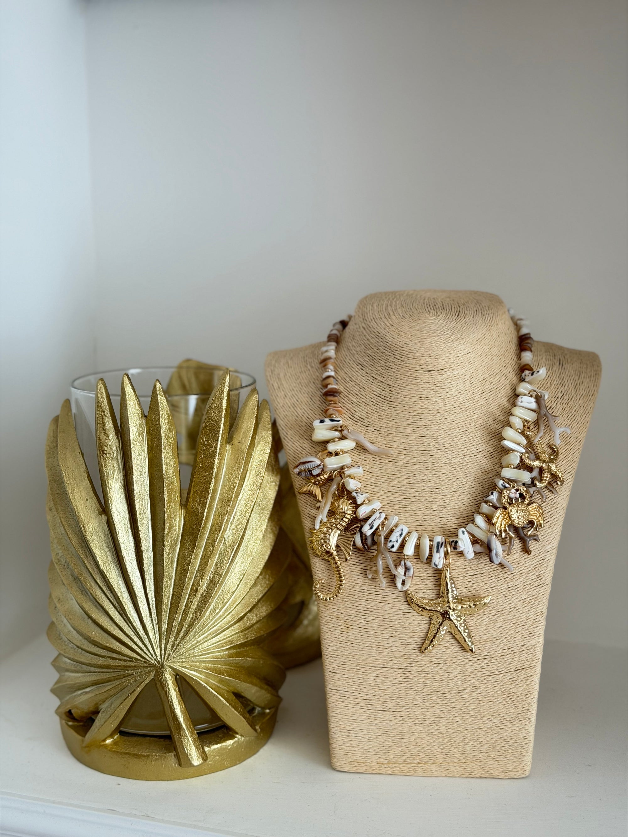 Collana corallo bianca