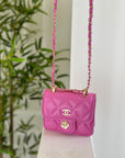 pochette camelia rosa