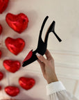Tacchi con cuore neri